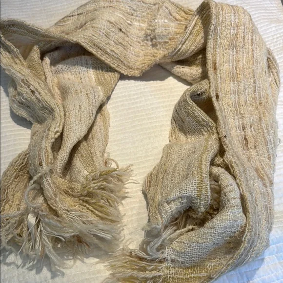 Beige Textured Wrap - Picture 4 of 5